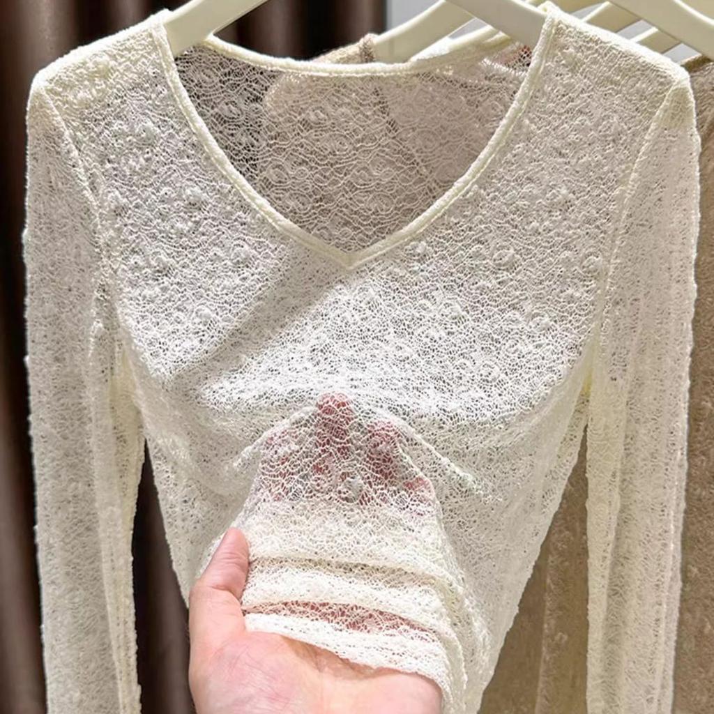White V-neck Lace Hollow Cover Shirt for Women's Spring and Summer Long Sleeved Thin Design with Inner Lining T-shirt Slim Fit Top