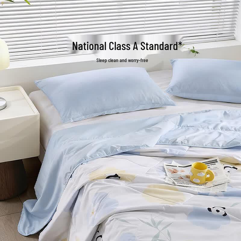 LOVO Light & Soft Antibacterial Summer Quilt