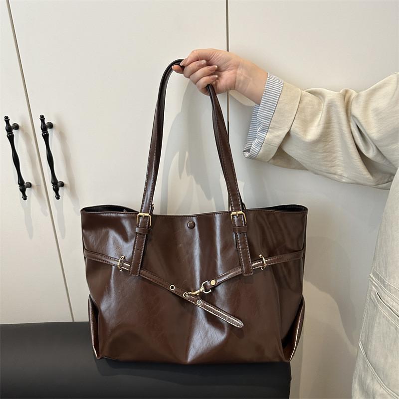 Vintage Womens Large Capacity Tote Bag With Pu Material For Daily Use