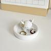 Kreatywny Stojak Ekspozycyjny na Biżuterię Żywiczny Stojak do Przechowywania Ozdoba na Biurko Talerzyk na Biżuterię Krowa Bransoletki na Kostkę