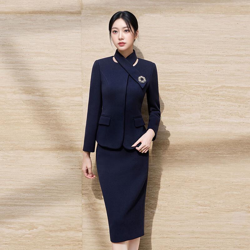 Женский элегантный деловой костюм-двойка: пиджак и юбка 2XL