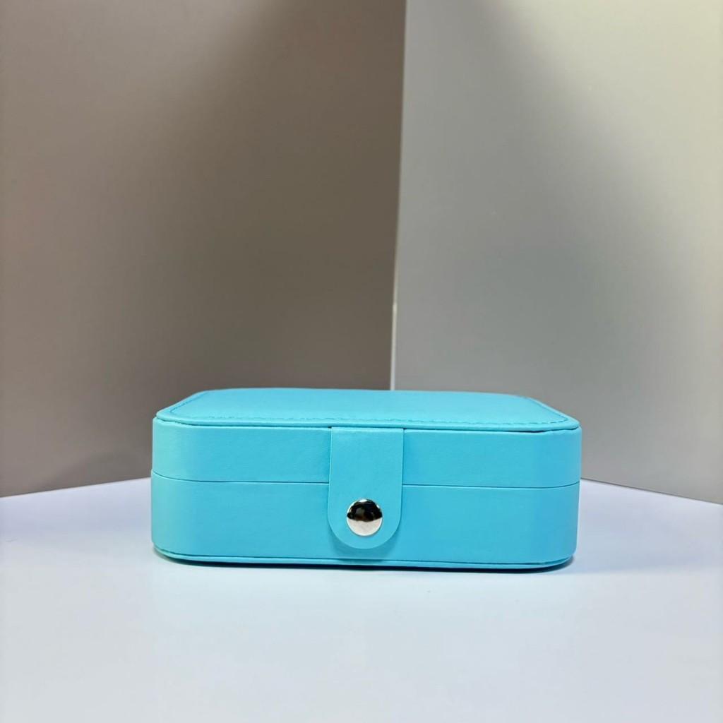 Vintage Leather Jewelry Box For Earrings Bracelets And Rings With Elegant Storage Solution