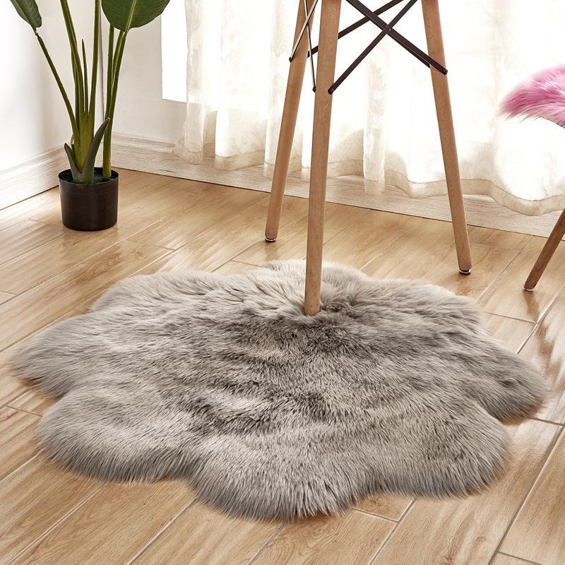 Plum Blossom Long Pile Flower Pattern Carpet - Home Decor Floor Mat for Living Room & Bedroom