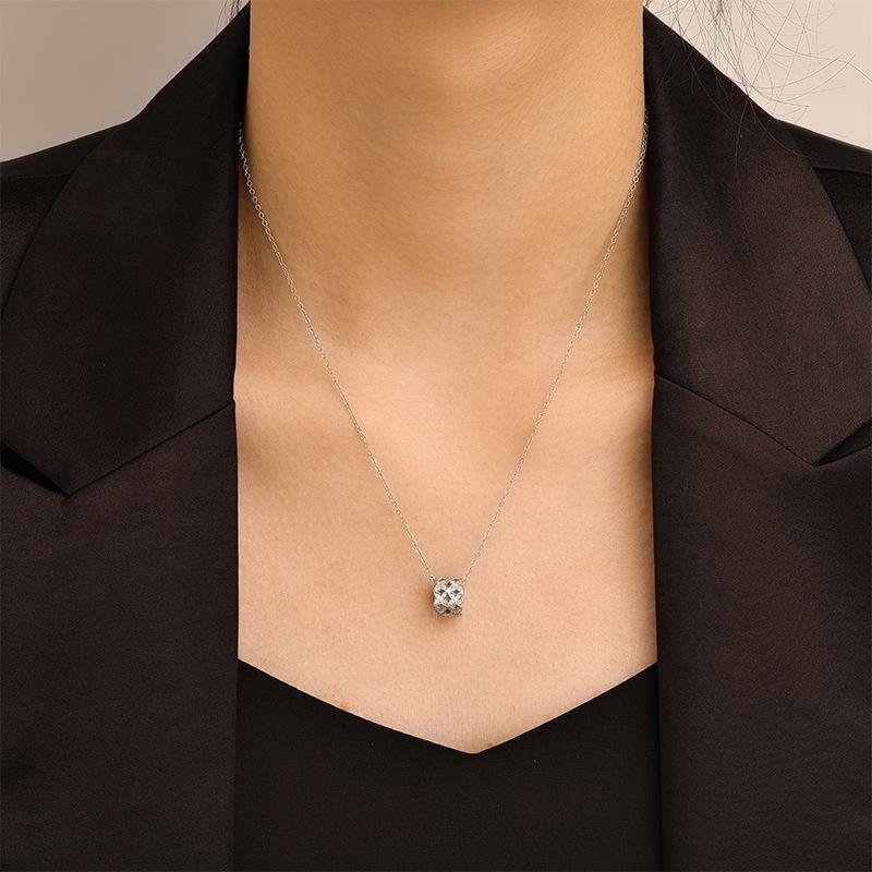 Collier Pendentif Zircon Élégant Double Rang pour Femmes - Cuivre, Design Simple & Exquis