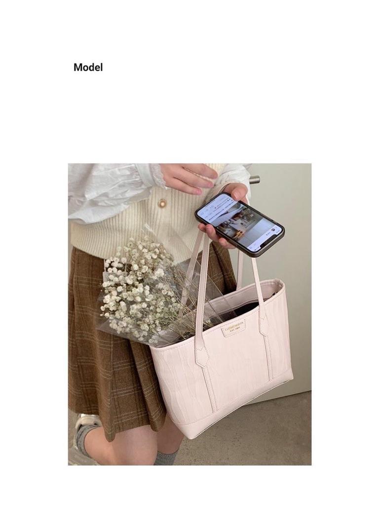 Versatile Women's Tote: Large Capacity, Trendy Korean Style Shoulder Bag
