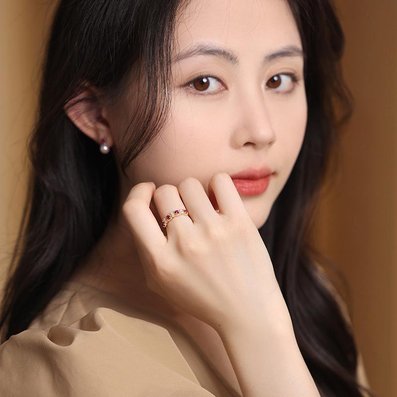 Yin Taifei Roségold Antik-Stil Ring mit Taubenblutrotem Zirkonia für Damen