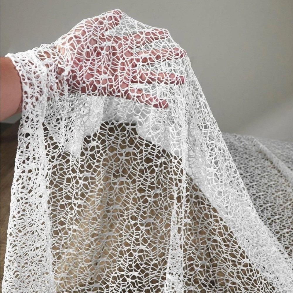 

New Irregular Hollow Mesh Gauze DIY Winding Texture Sewing Fabric Soft Plain Designer Cloth Clothing Decorative Sewing Fabric білий