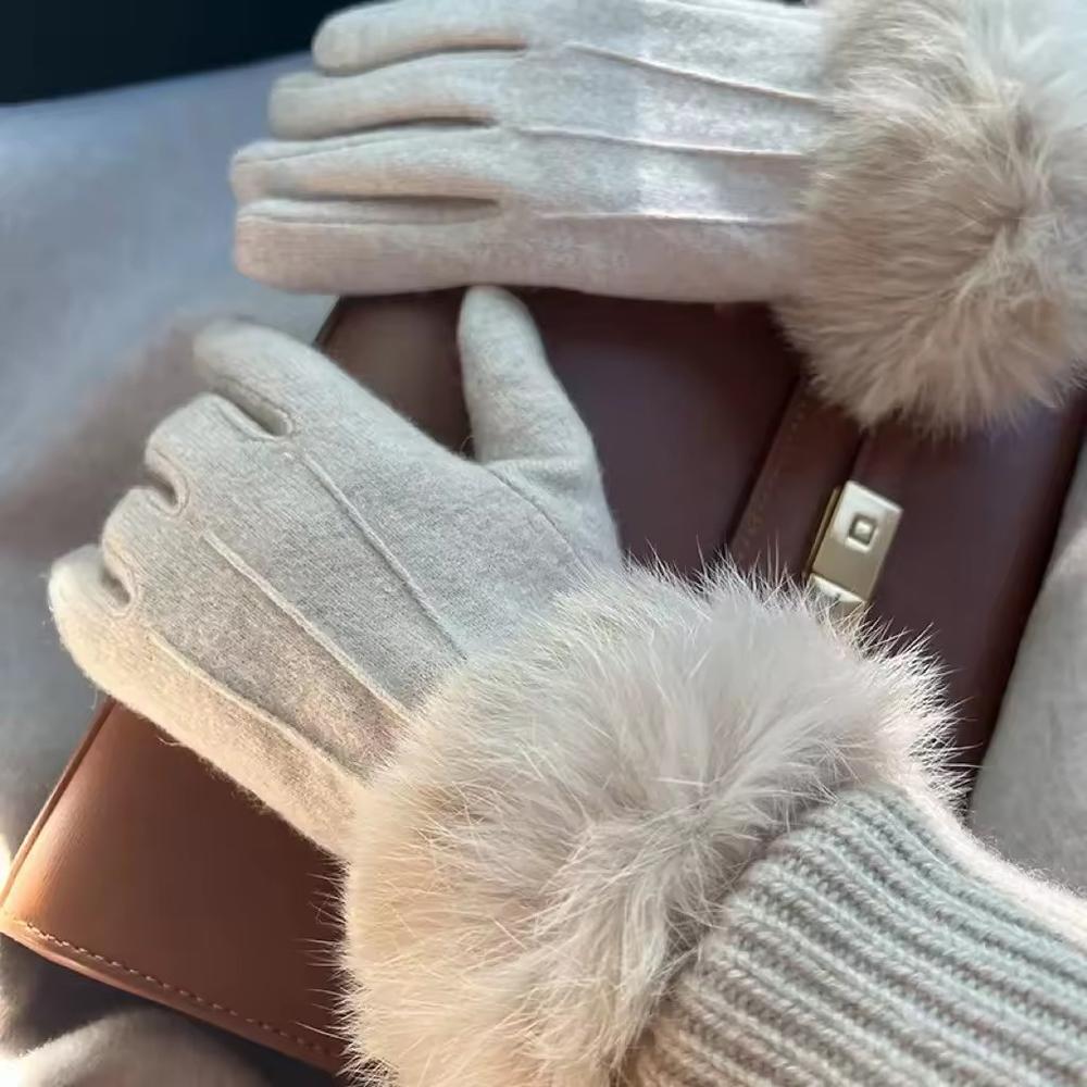 Winter New Outdoor Warm Plush Thick Gloves Women Touch Screen Elegant Vertical Striped Hairy Mouth Gloves Elegant Elastic Gloves