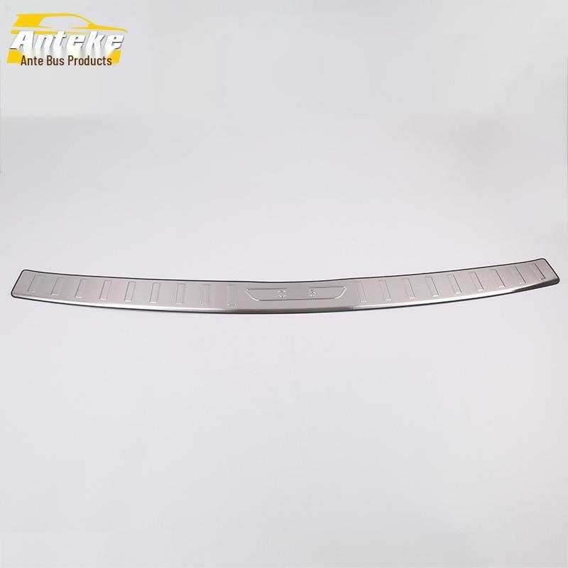 CS95 Rear Bumper Guard & Tailgate Trim Accessories