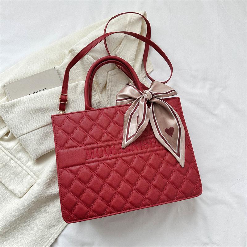 Popular Fashion Diamond Grid Embroidery Thread Korean Version Gentle Temperament Scarf Handbag, New Tote Bags