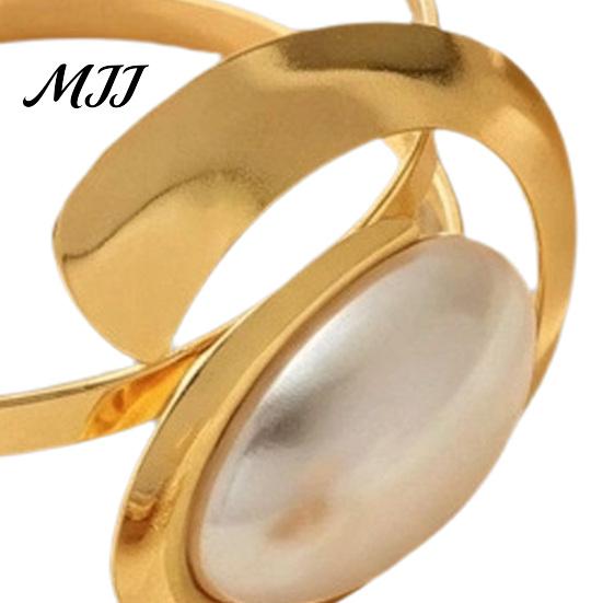 Golden Plated Jewelry Se 2Pcs Faux Pearl Bangle And Ring Set, Geometric Open Bracelet Metal & Ring, Minimalist Statement for Party Women Set
