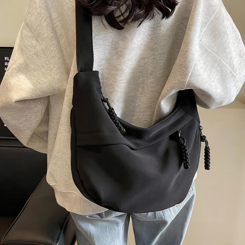 Right Away Women's Dumpling Shoulder Crossbody Bag