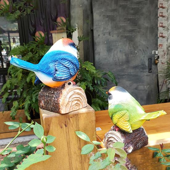 Bird Ornament with Light-Triggered Bird Sound Lifelike Look Decorative Bird Sculpture Garden Courtyard Decor