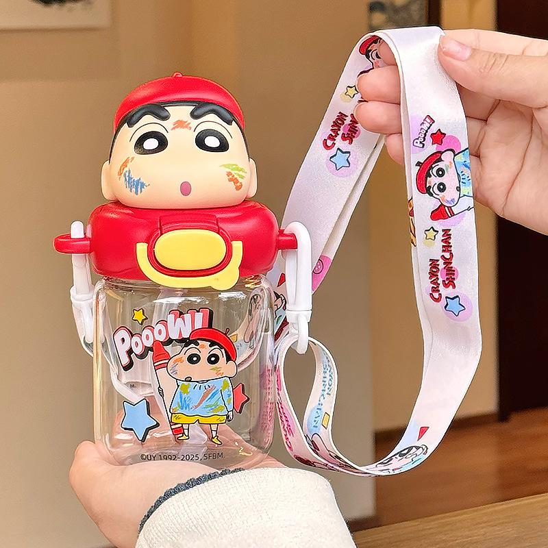 1 Piece Cute Cartoon Crayon Shin-Chan Summer Portable Strap Cup Creative 330/580Ml Straw Cup Home Ornament Unisex Holiday Gift