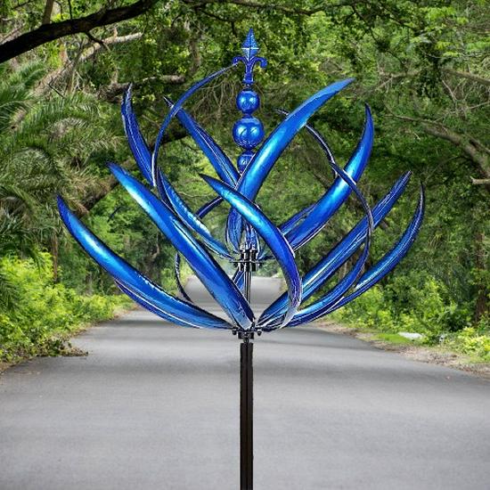 Creative Outdoor Wrought Iron Windmill: Rotating Metal Garden Decoration