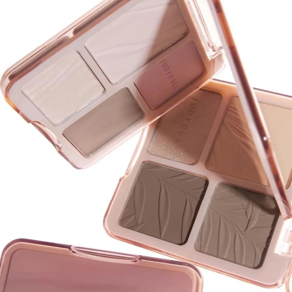 JUDYDOLL Orange Flower Highlight Contouring Palette Palette 01 Wave (Light Skin Tone)