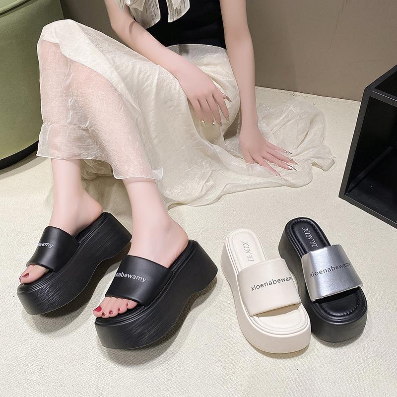Thick-soled Slippers Women's Fashion Outer Wear In the Summer of 2025 New Versatile Height Increase 8cm Small Muffin One-word Drag