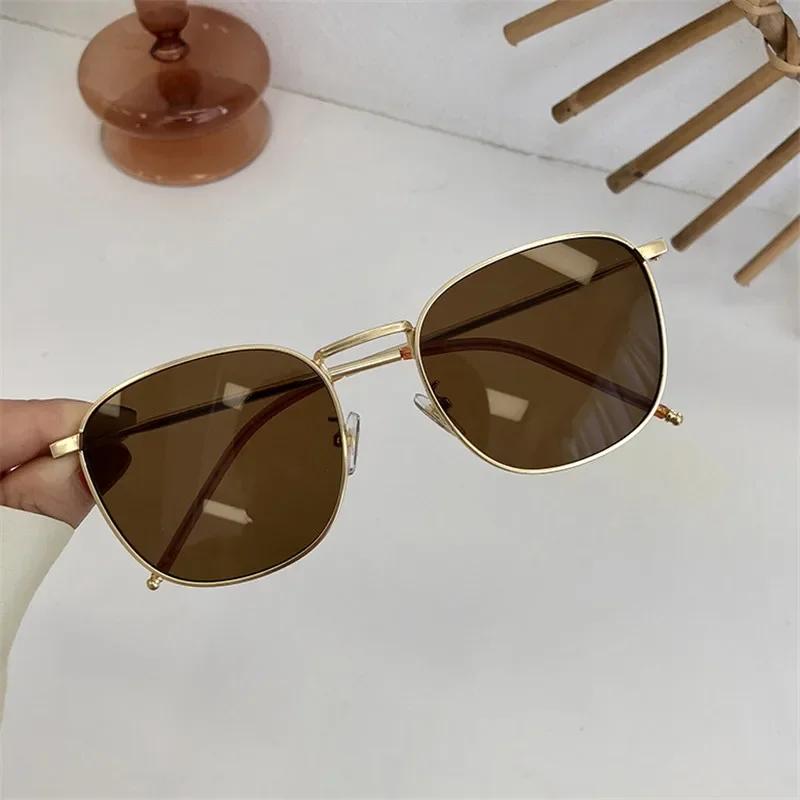 Latest Square Frame Sunglasses Men Women Trendy UV400 Sun Eyeglasses Glasses Outdoor Use Driving Sports Punk Goggle Sunglasses for Male