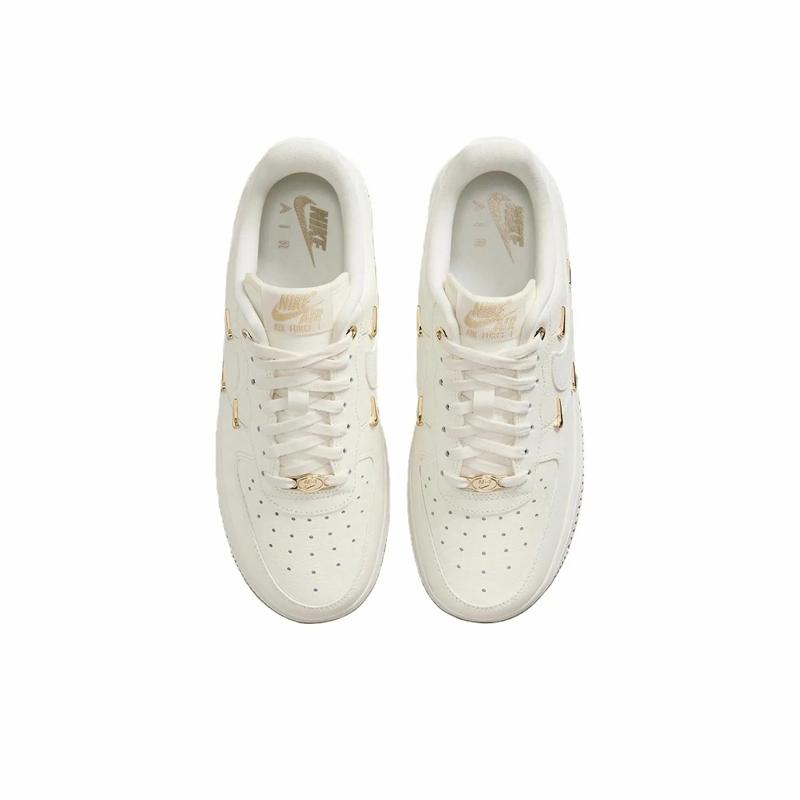 Nike Air Force 1 07 LX Mini Swoosh - Metalik Altın Bayan Spor Ayakkabı Beyaz Yelken FV3654-111