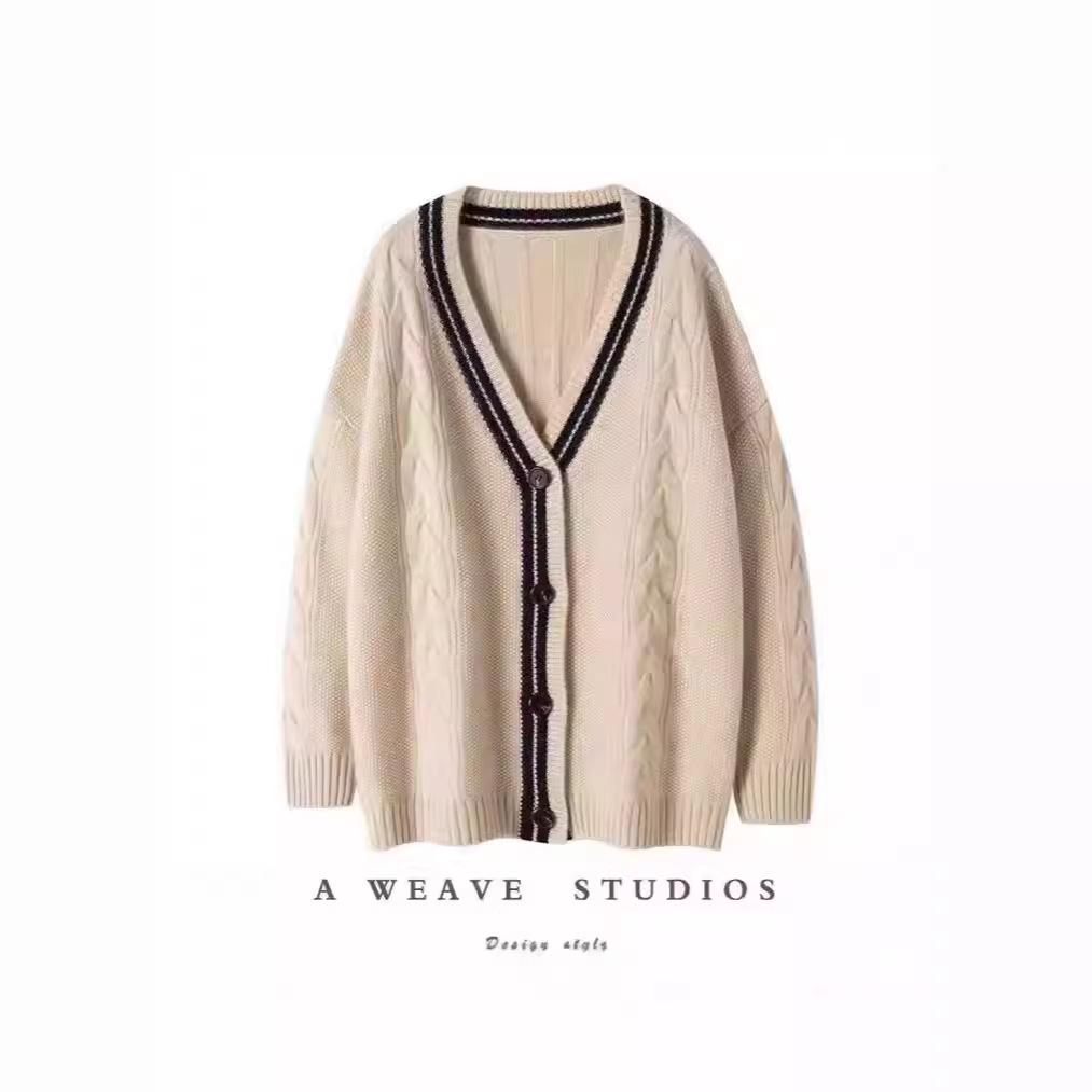 2024 Early Autumn Academic Style V-Neck Loose Knit Cardigan for Women