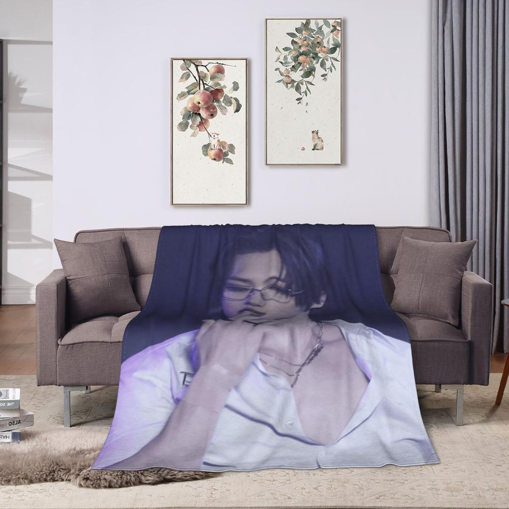 Mingi Ateez Idol Flannel Blanket  Super Soft Bedding Throws for Home Decor Picnic Pattern Bedspread Sofa Bed Cover