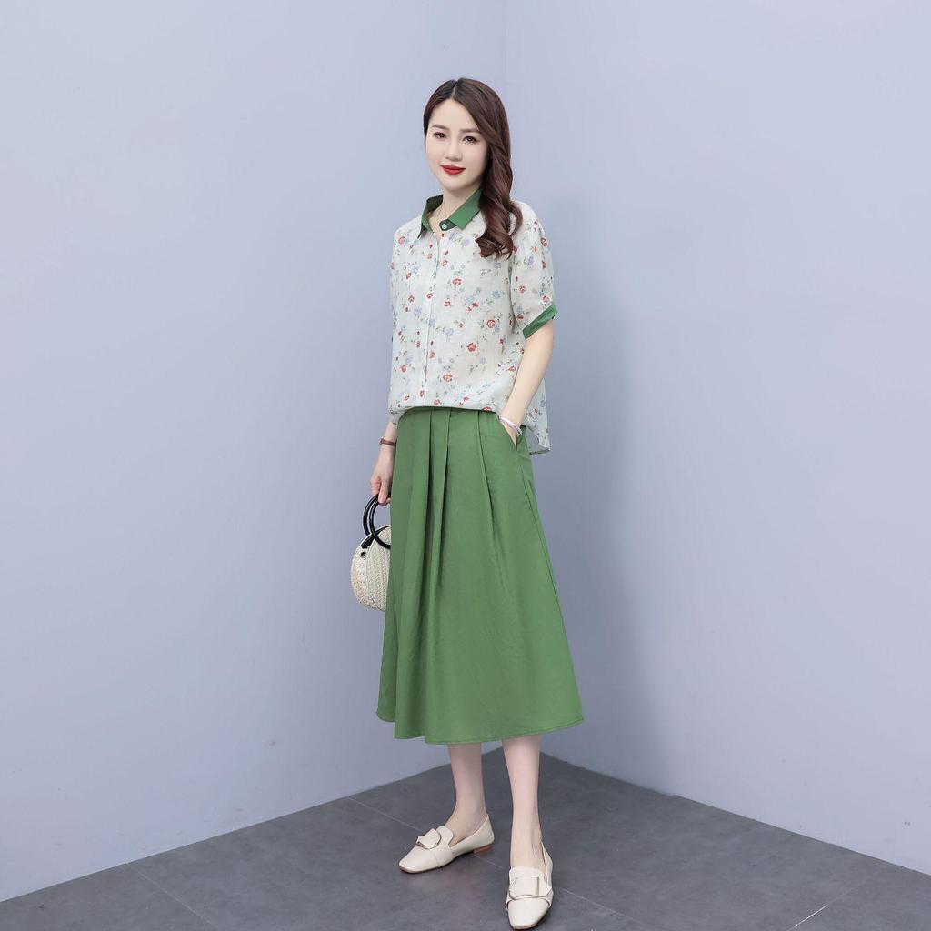 Women's Summer 2025 Floral Ramie Two-Piece Suit: Age-Reducing Top and Skirt Set
