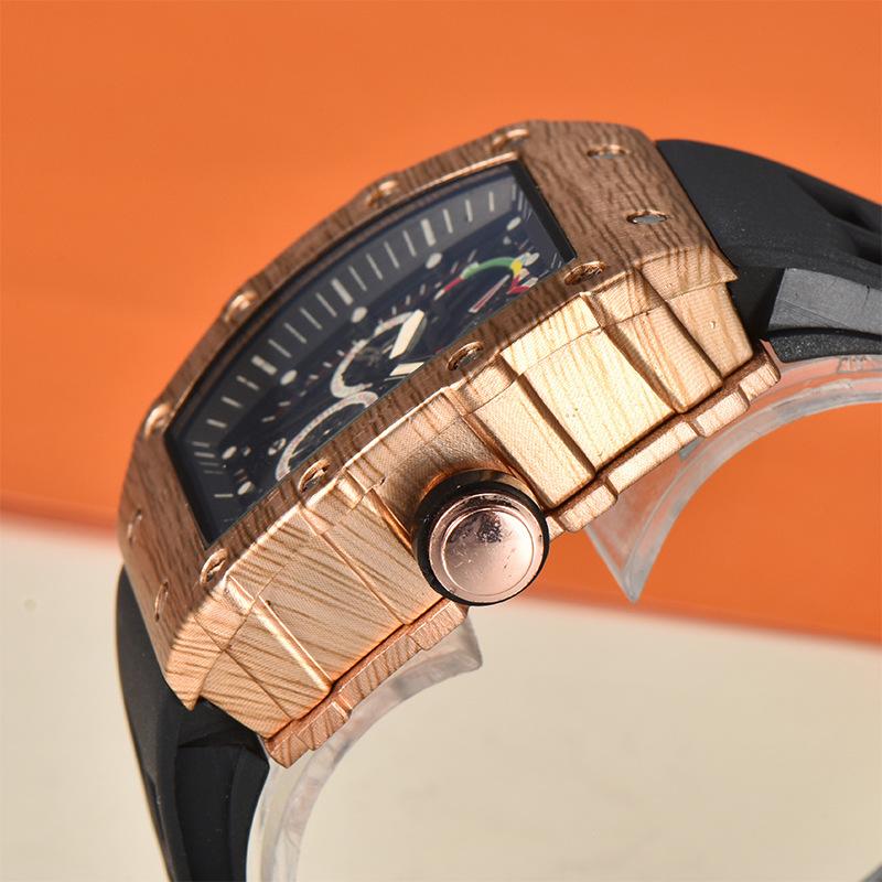 2025 Sports Wine Barrel Quartz Watch Fashion Men's Watch