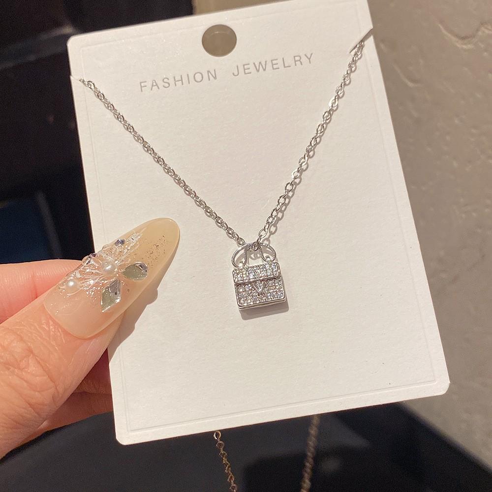 18K Gold Titanium Rhombus Clavicle Chain Necklace - Women’s Trendy Geometric Choker Pendant