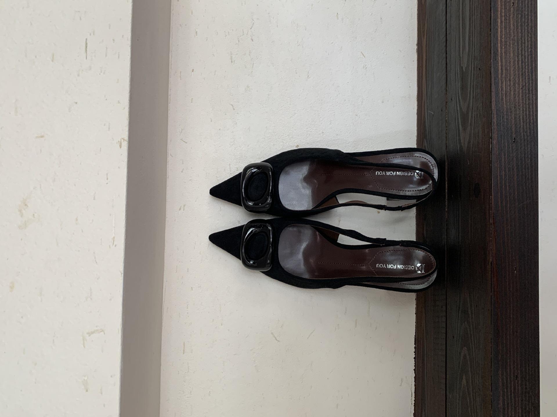 

[Excluding Tax] Temperament Bag Head Sandals Children S Spring Square Buckle Thick Heel High Heels Women S Suede Sandals 39 чорний