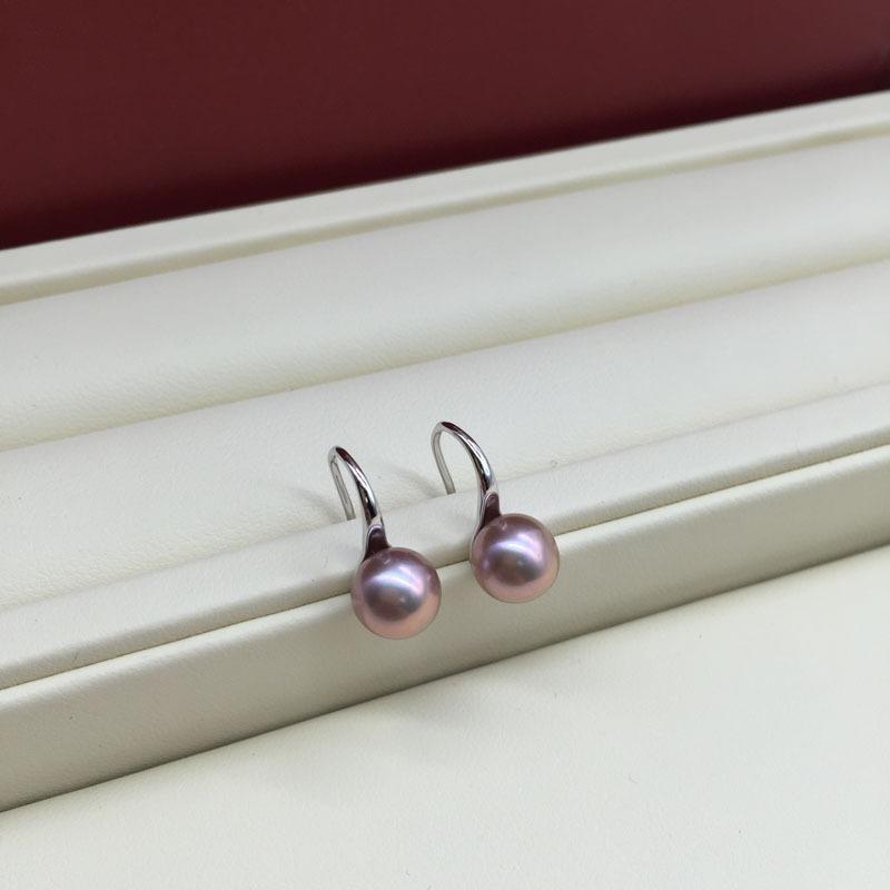 Trending on Xiaohongshu: Recommended Products*Elegant high-heeled silver hook earrings, fashionable Korean-style, with bright freshwater pearl