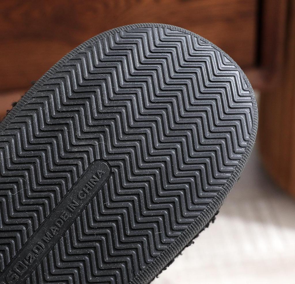 Damen-Hausschuhe mit Festival-Graffiti-Motiv, bequem, warm, Plüsch, zum Hineinschlüpfen für den Winter, drinnen, weiches Kissen, rutschfest, flauschig, Hausschuhe für Damen