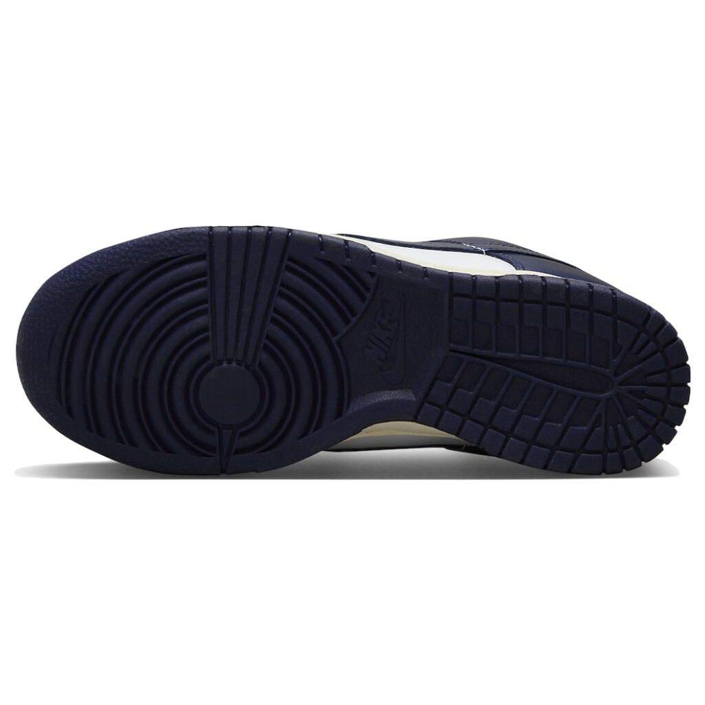 Nike Dunk Low Premium WMNS Vintage Navy White Midnight Navy Coconut Milk Women's Sneakers FN7197-100