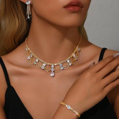 Fashionable Waterdrop Flower Set with Advanced Multi Layer Hollow Collarbone Chain Fashion Accessories for Women