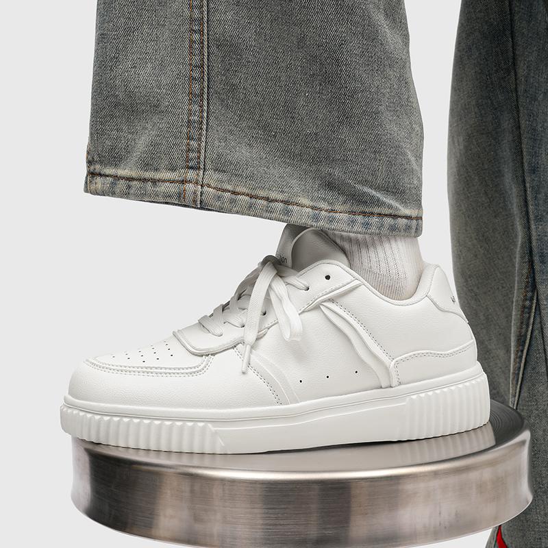 Men Skateboard Shoes Women White Sport Shoes Couple Basketball Shoes Large Size Sneakers