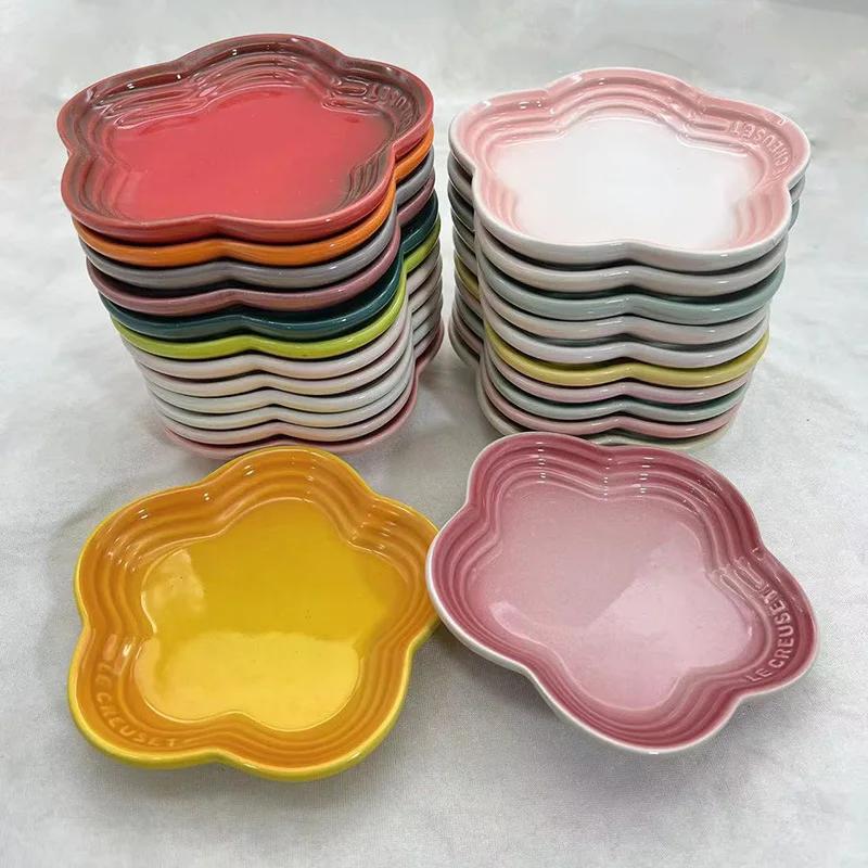 Very Nice Home And Kitchen 14Cm Plum Blossom Small Plate Sauce Plates French Cool Color Cake Dish Gradual Spit Bone Dishs Tableware Ceramic Dessert