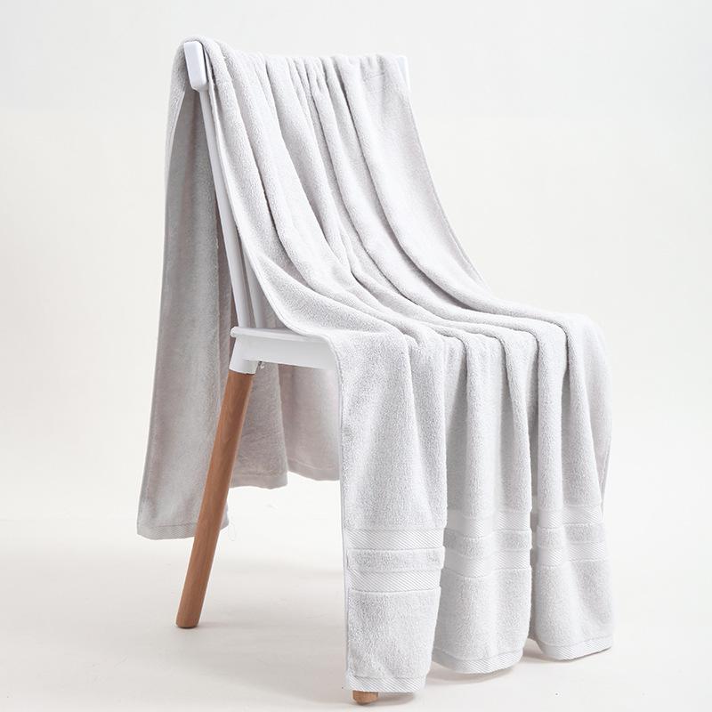 Badetuch aus Bambusfaser, 32 Strandtücher, grenzüberschreitendes Hotelhaushaltstuch der A-Klasse für Erwachsene, saugfähiges, verdicktes Badetuch, Großhandel.