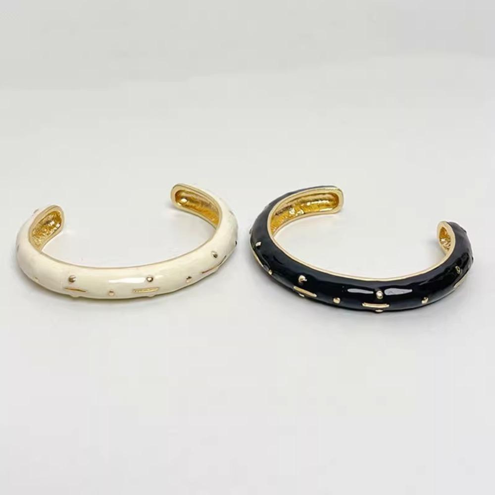 Classic Retro Opening Bangle French Style Women's Hand Bracelet Simple Woman Cuff Bracelet  Jewelry