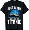 Juste Un Garçon Qui Aime Le Navire RMS Titanic Fan d'Histoire T-shirt Graphique