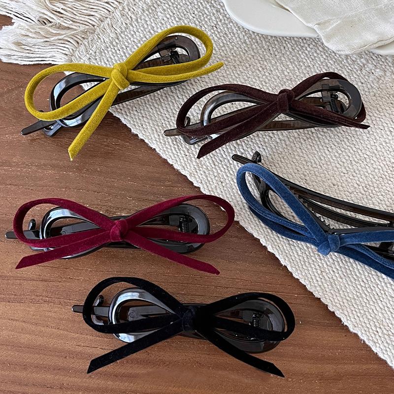 Velvet Bow Hair Clips Twist Clamp for Women Hair Claw Back Head Updo French Elegant Hairpin Hair Accessories Female Headwear