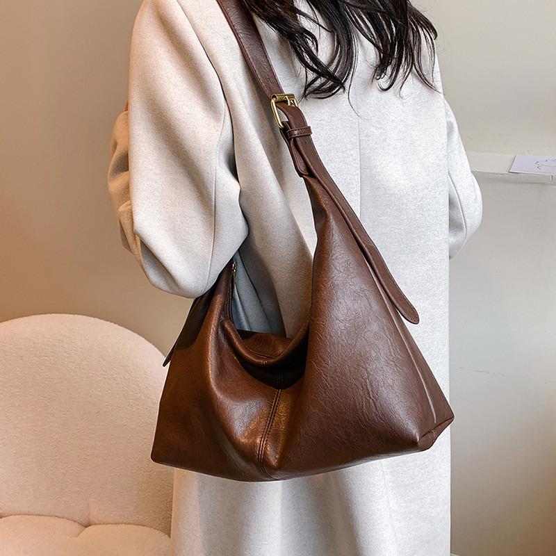 IELGY Tote Bag Fashion Trendy Casual Large Capacity Shoulder Bag