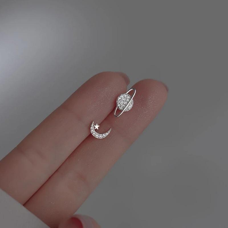 925 Sterling Silver Small Hoop Earrings For Women Luxury Elegant Love Heart Cubic Zirconia Earring Classic Party Wedding Jewelry