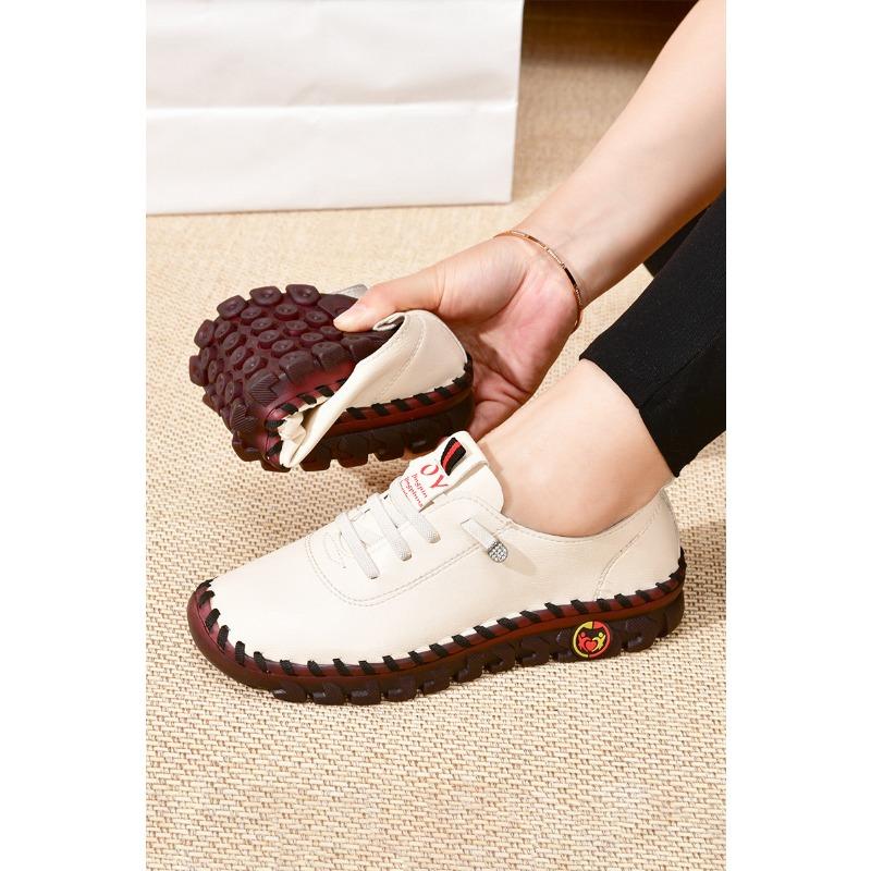 Hand-stitched women's shoes beef tendon soft-soled mother shoes autumn and winter flat-soled single shoes casual shoes