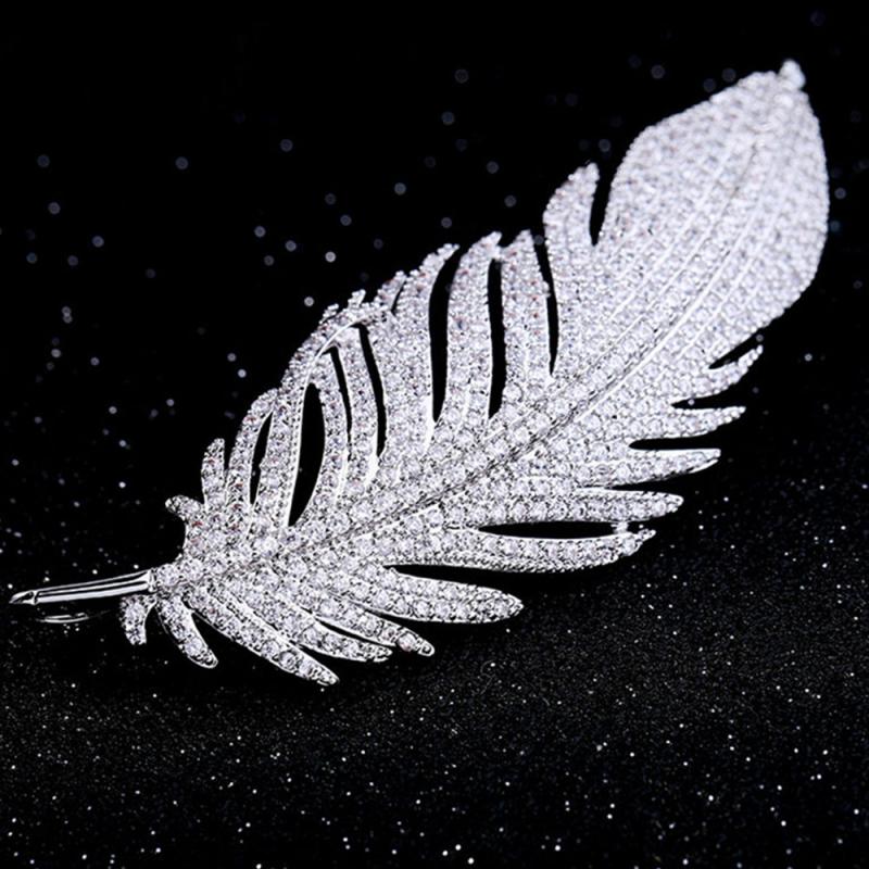 Elegante silberfarbene Federbroschen voller Strasssteine für Damen, Herren, Unisex, Luxus-Kristall-Reversnadeln, Party-Schmuck