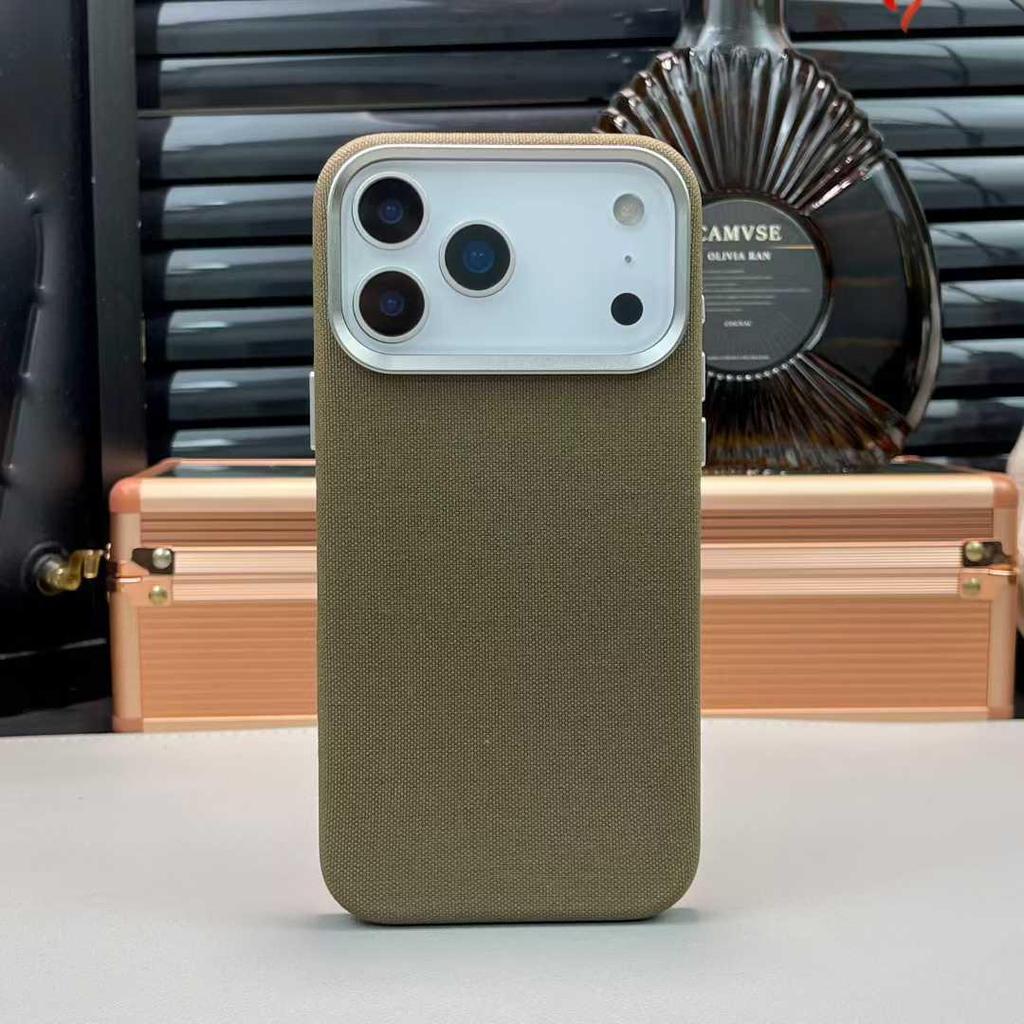 iPhone 17 Pro Max Case: Solid Color Fabric Texture, Ballistic Nylon, Magnetic Absorption, Drop Protection Cover.