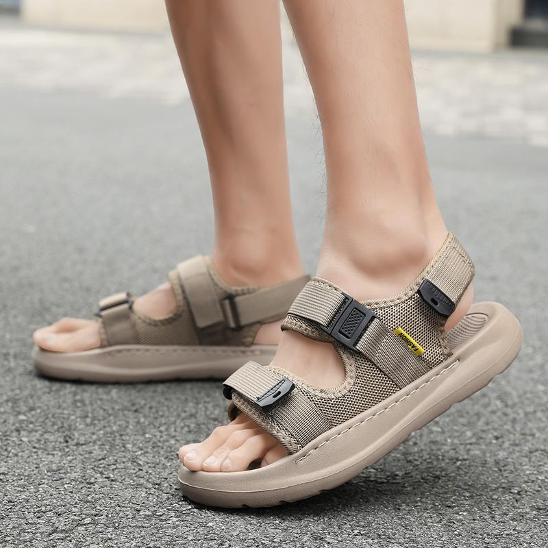 Fashion New Summer Men Sandals Fashion Roman Style Beach Sandals Breathable Thick Sole Casual Flat Sandals Lightweight Outdoor Sneakers