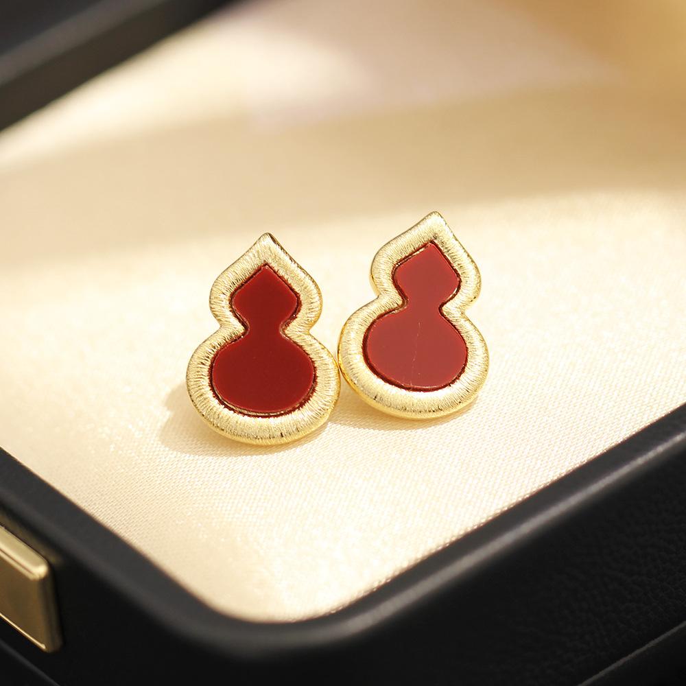 

Chinese national style Fulu red brushed gold edge earrings, good meaning, versatile temperament, gold-plated 925 silver needle earrings for women