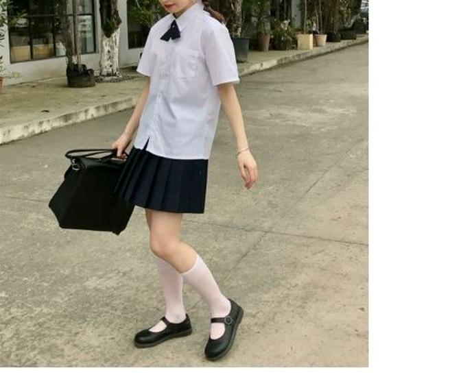 Thai JK Basic Short-Sleeved Uniform Square Neck Shirt - Milk White