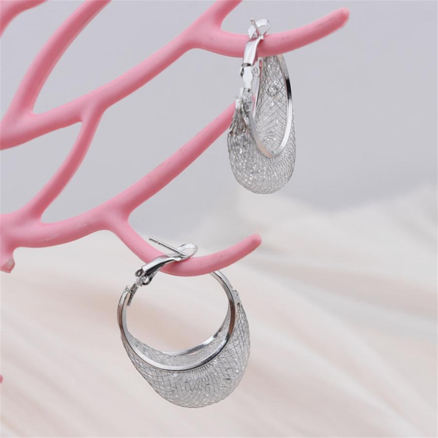 Minimalistisk Wire Mesh Zircon Rund Hoop Øredobber for kvinner Unik gullfarge Loop Statement Party smykker