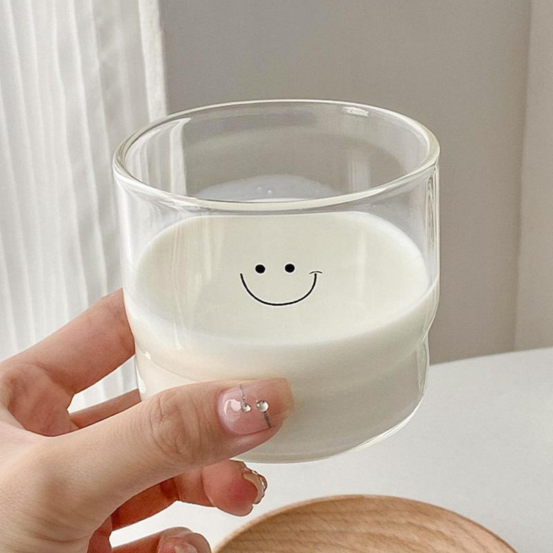 Smiling Heart Glass Cup: Handleless, Single-Layer for Yogurt, Ice Cream, Coffee, and Pudding