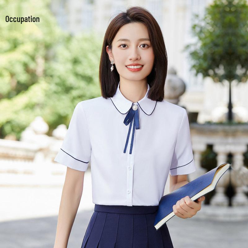 Dámský uniformní komplet s krátkým rukávem pro učitelku mateřské školy - Dvoudílný set